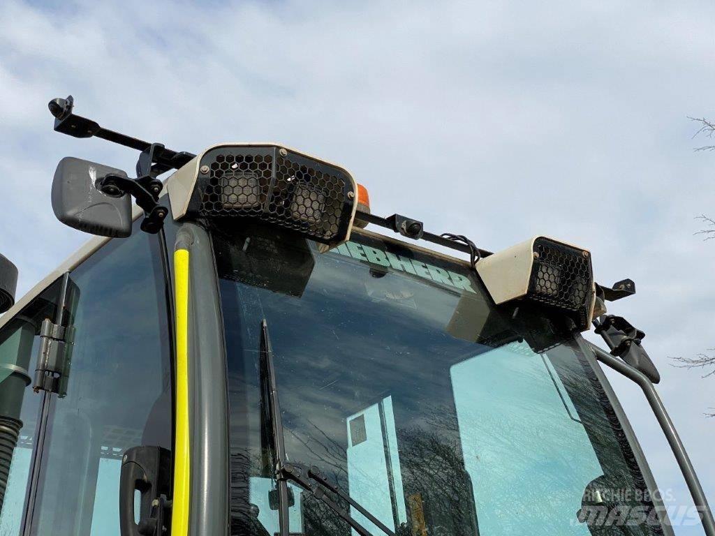 Liebherr LR 636 Larvebåndslæssere
