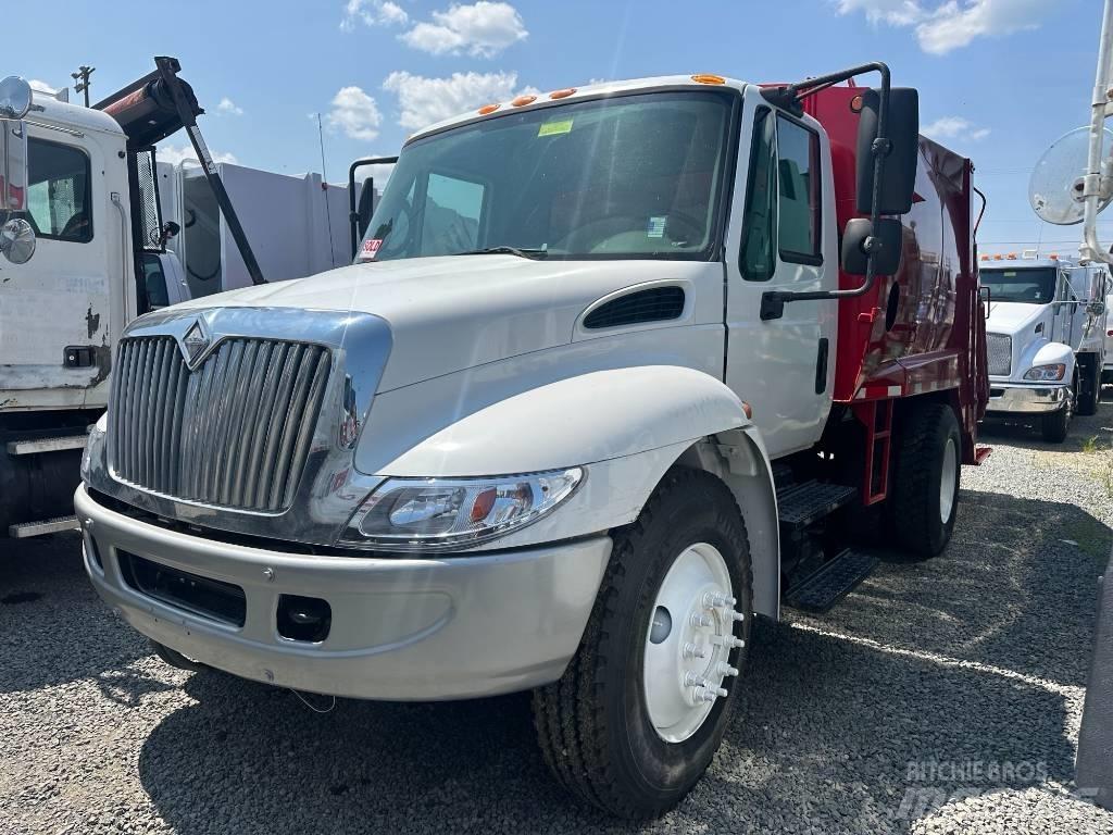International 4300 Renovationslastbiler