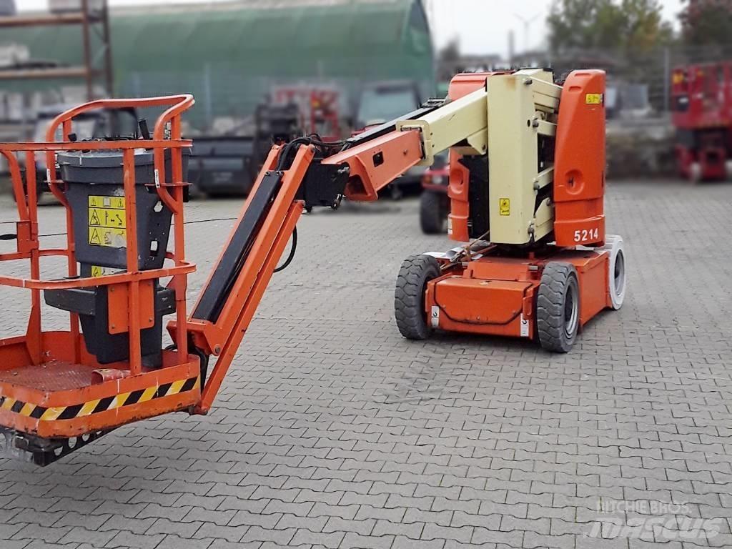 JLG E 300 AJP Bomlifte med knækarm