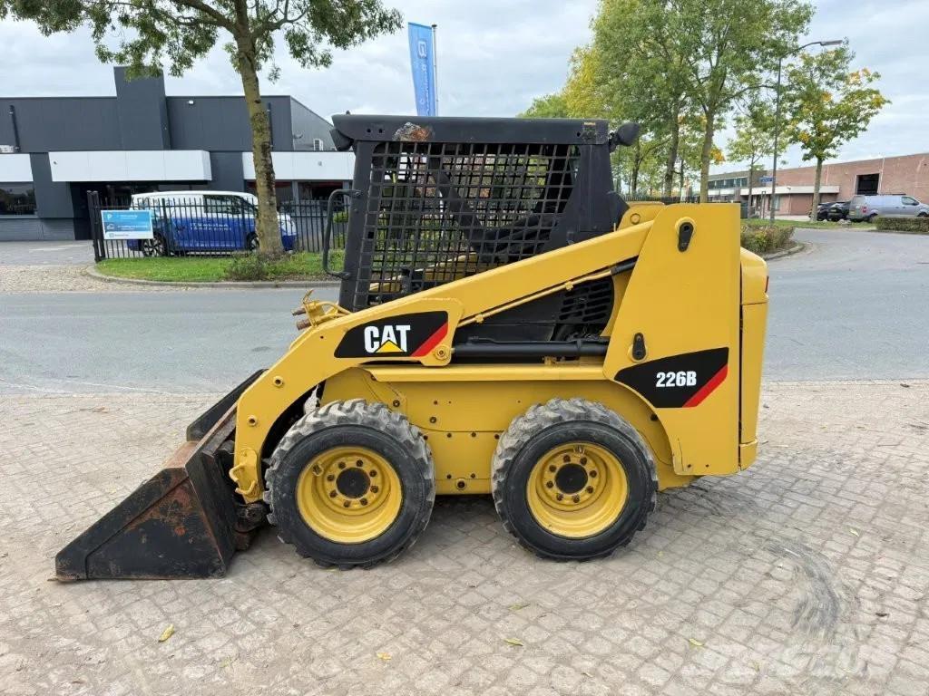 CAT 216B Turbo Minilæsser - skridstyret