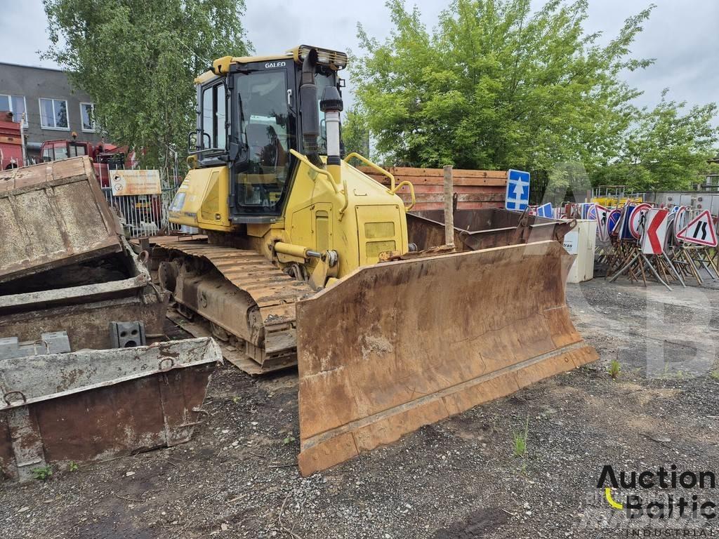 Komatsu D51EX-22 Bulldozer på larvebånd