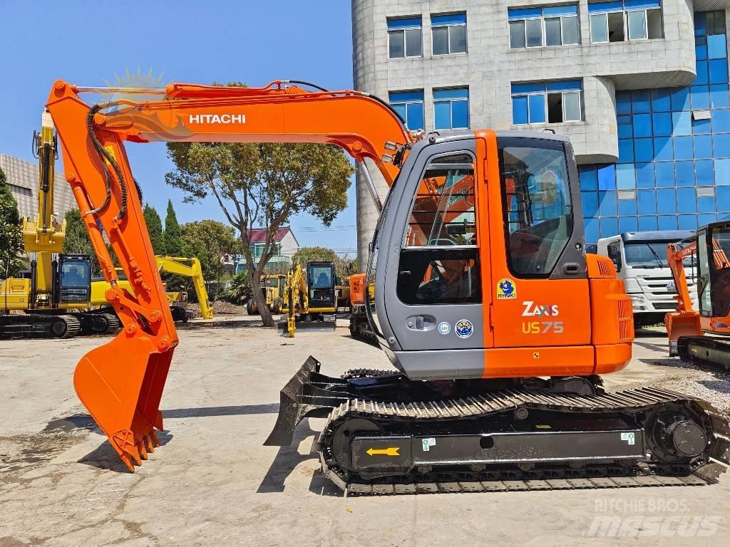 Hitachi ZX 75 Gravemaskiner på larvebånd