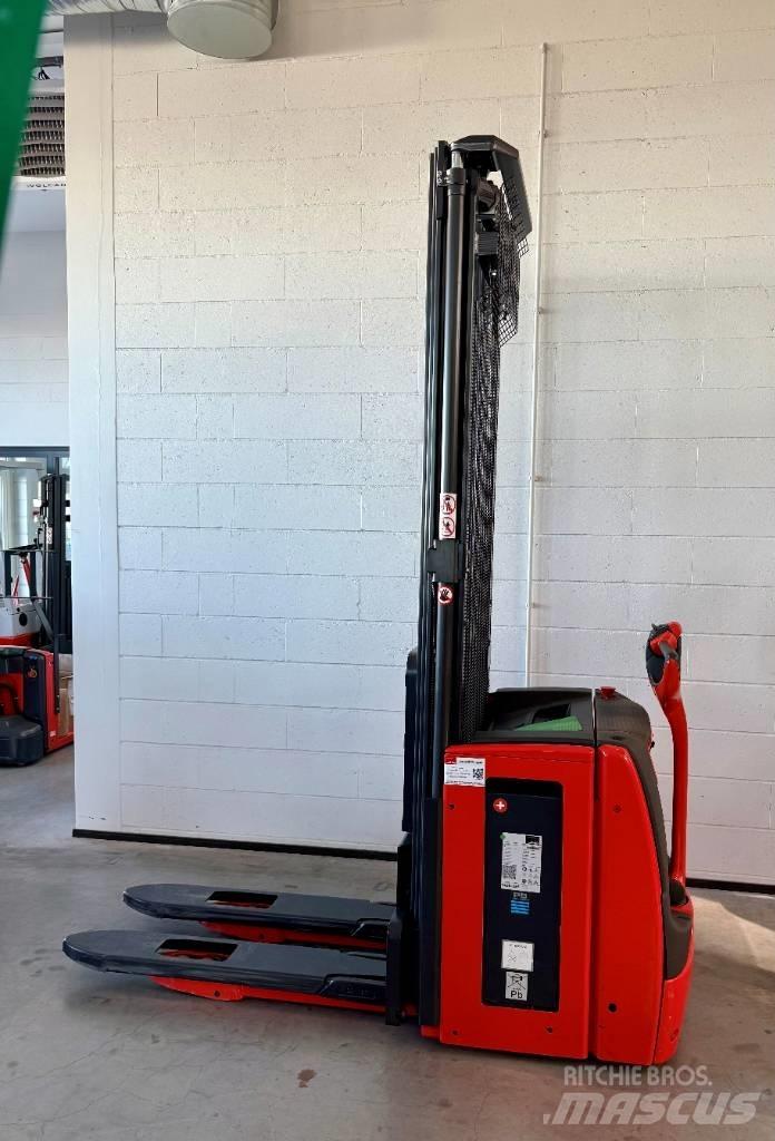 Linde L16/1173-01 Gaffelstabler med gående fører