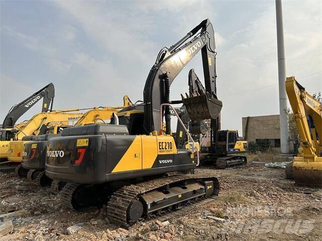 Volvo EC 210 Gravemaskiner på larvebånd
