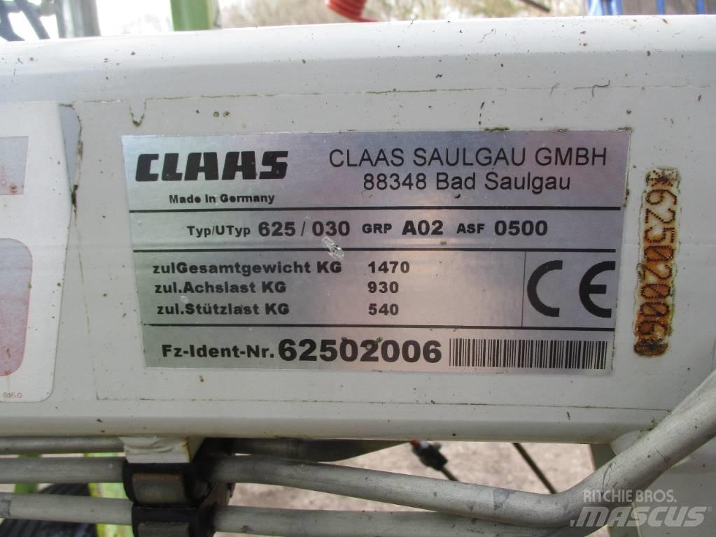 CLAAS Volto 1050 T River og høvendere