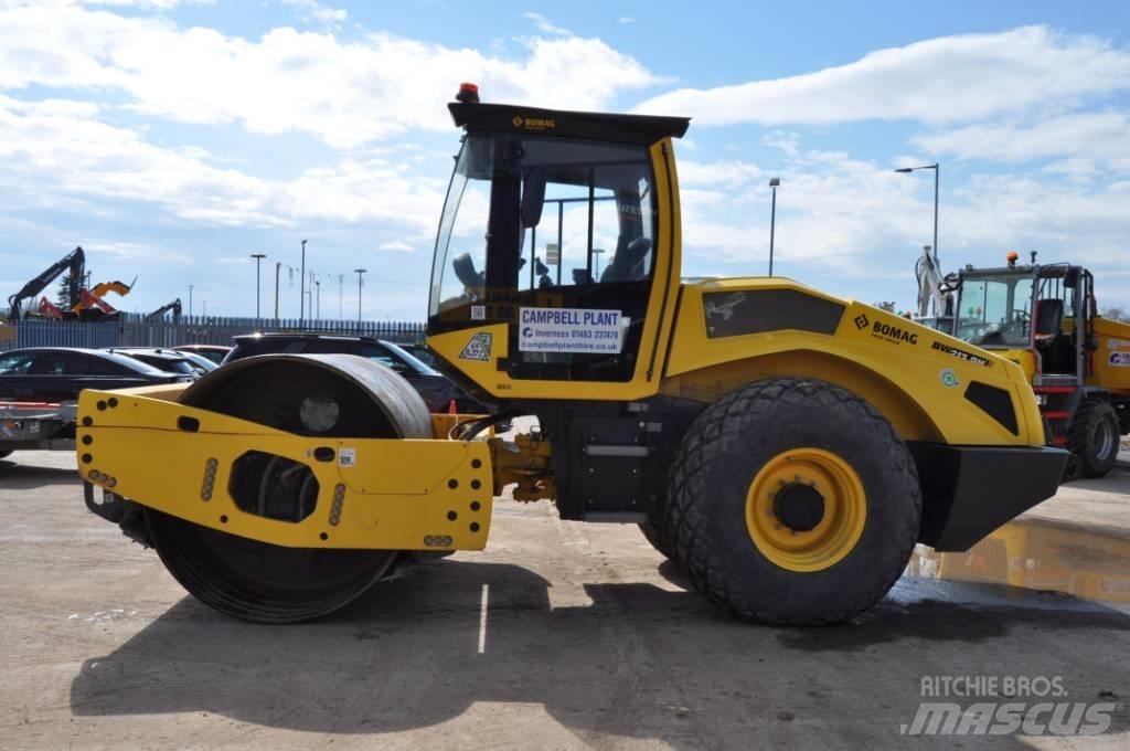 Bomag BW 213 D H-5 Enkelt tromle