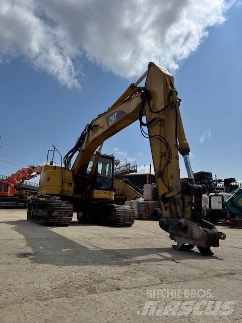 CAT 321 C LCR Gravemaskiner på larvebånd