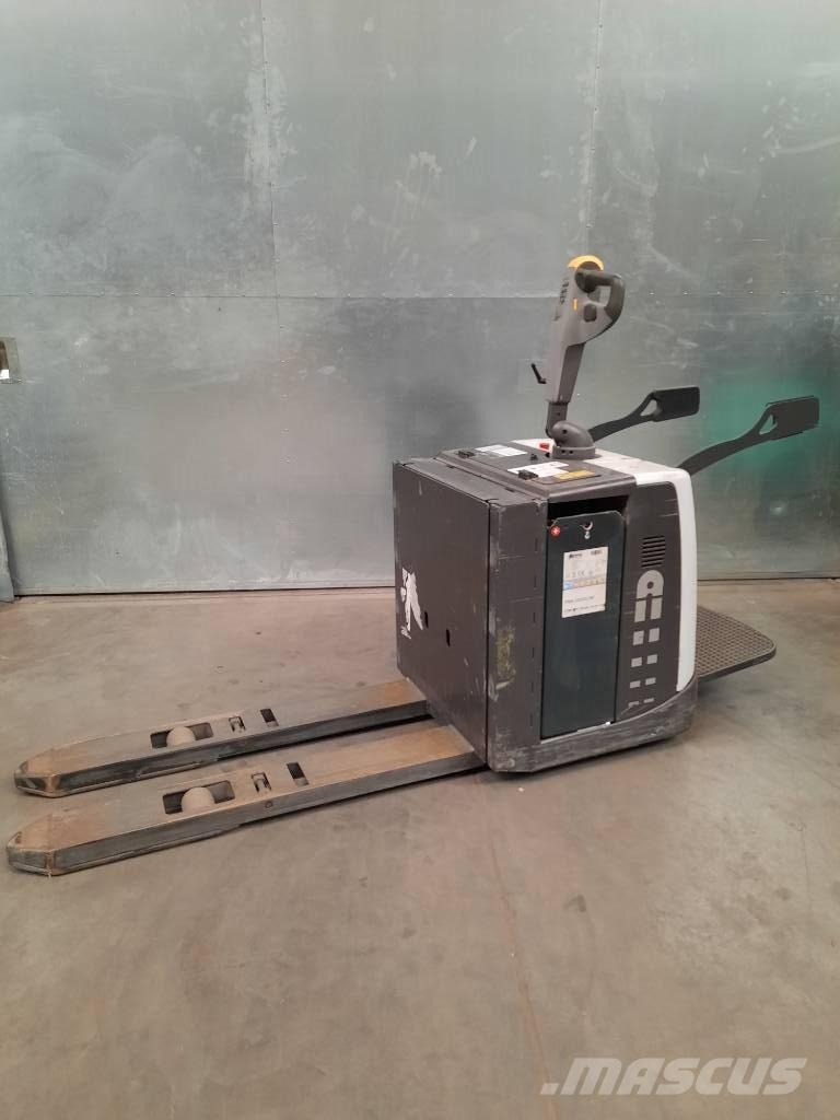 UniCarriers PMR200P El-palleløftere med platform