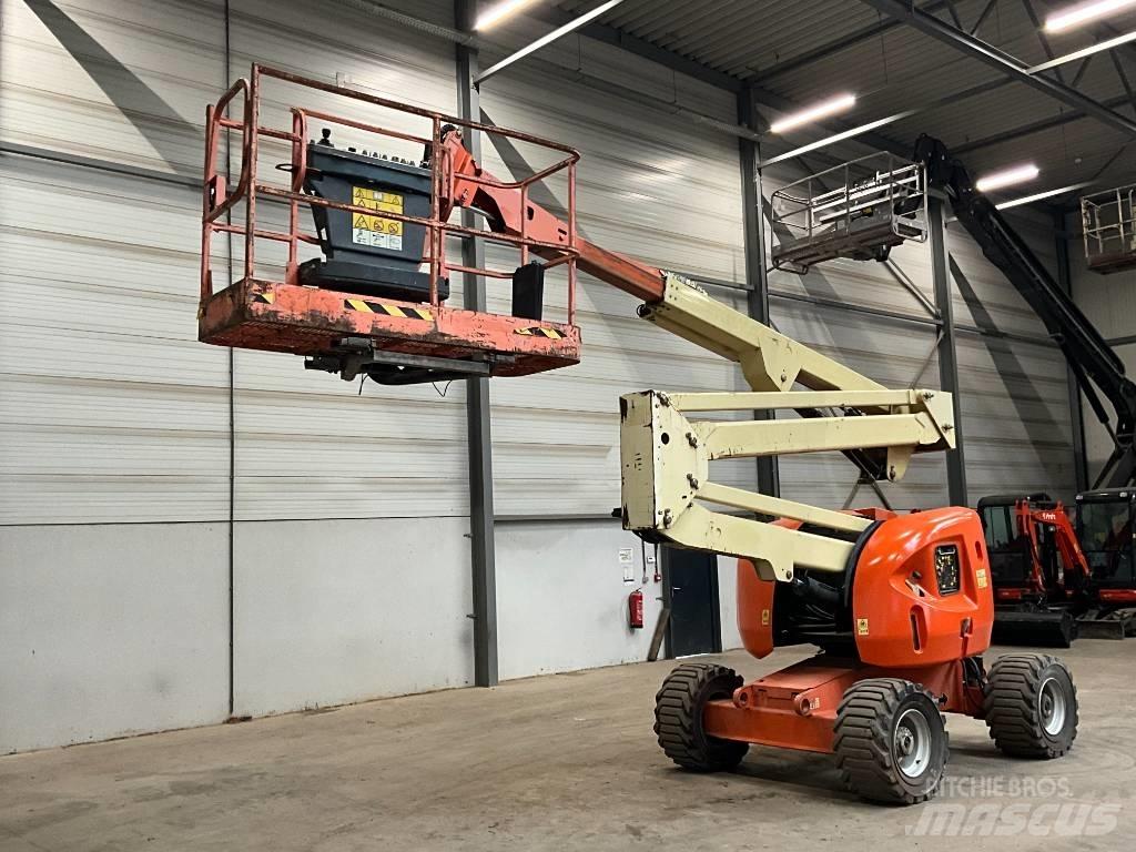 JLG 450 AJ Bomlifte med knækarm