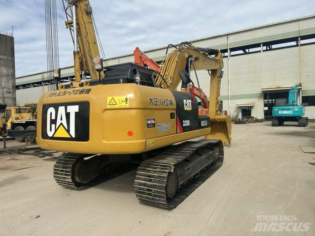 CAT 320 D Gravemaskiner på larvebånd