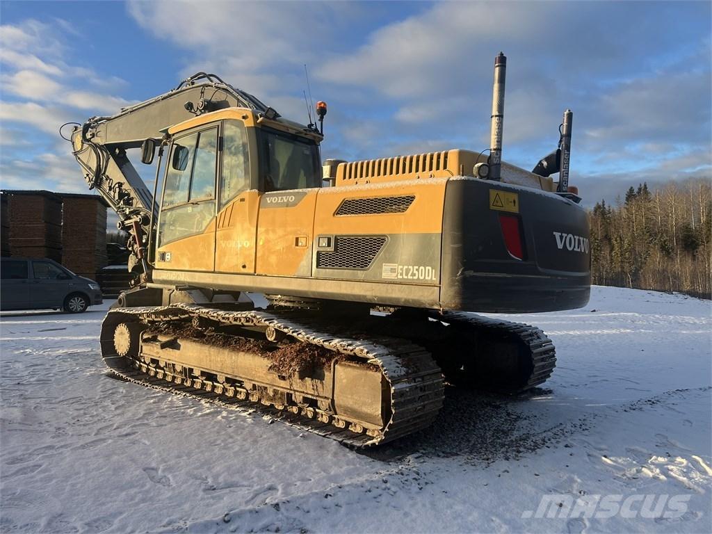 Volvo EC 250 D L Gravemaskiner på larvebånd