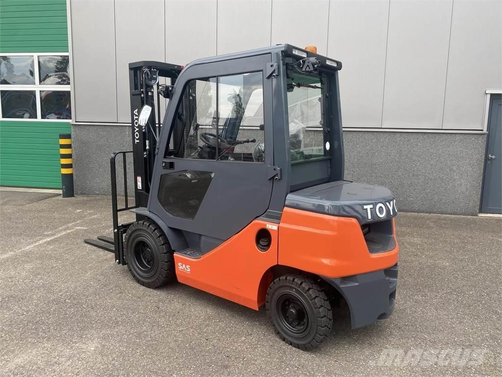 Toyota 52-8FDF25 Diesel gaffeltrucks