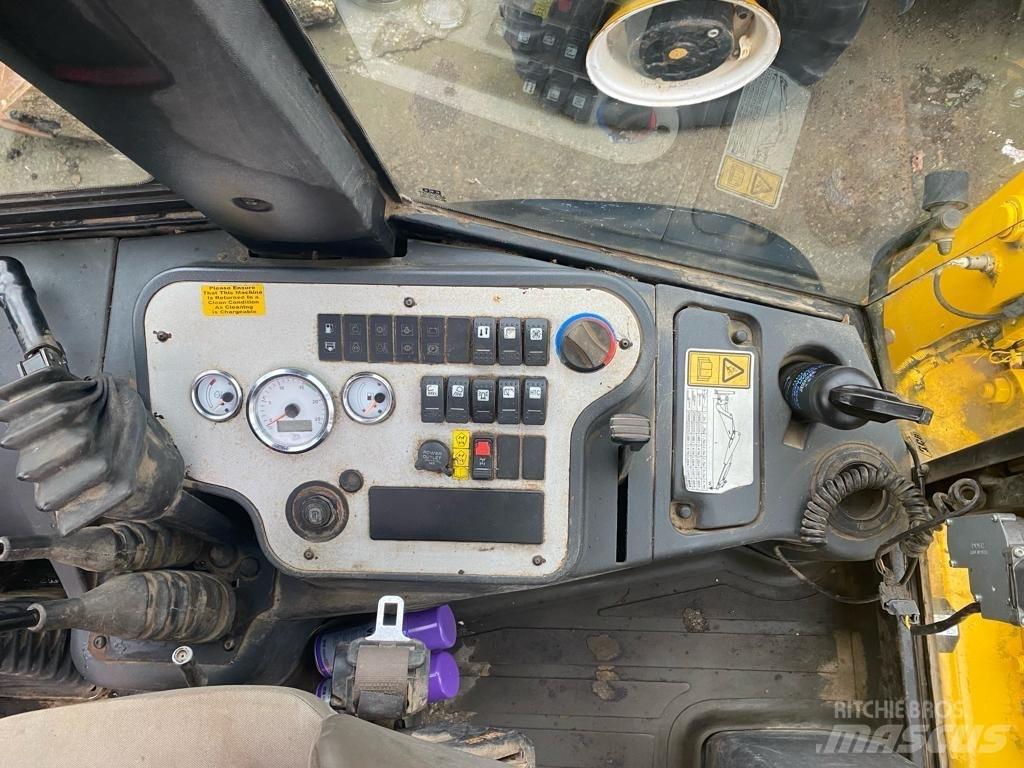 JCB 2 CX Rendegravere