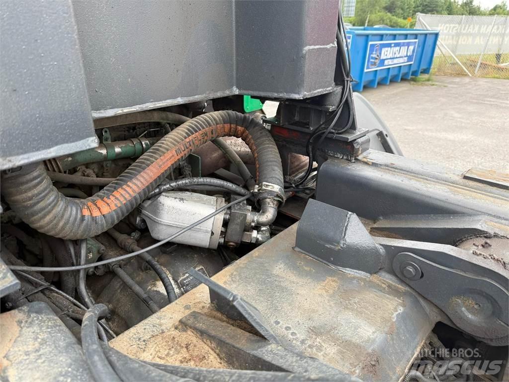 Volvo FE320 6x2*4 Kroghejs