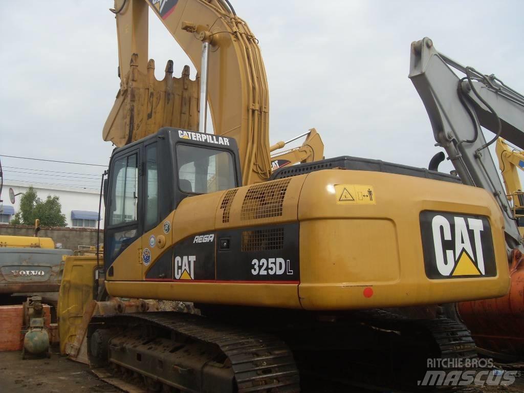 CAT 325DL Gravemaskiner på larvebånd