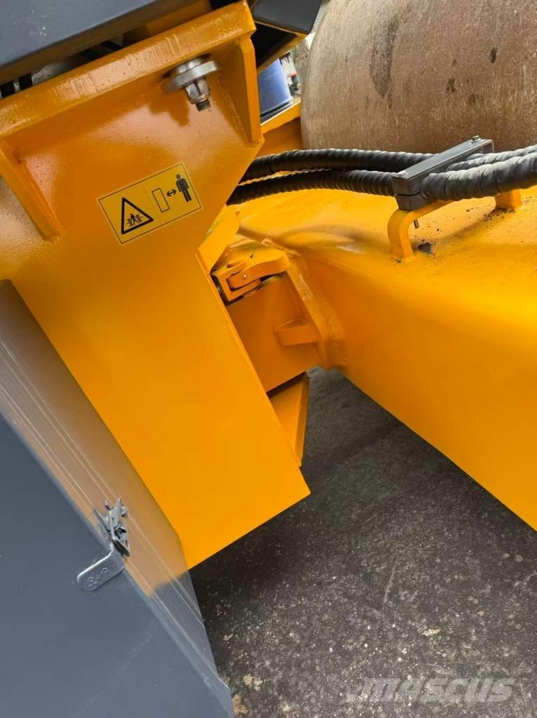 XCMG XS 223 J Enkelt tromle