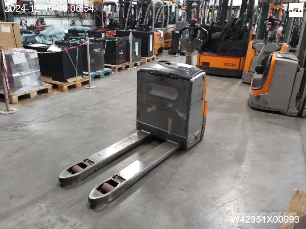 Still EXU16 Gaffelstabler med gående fører