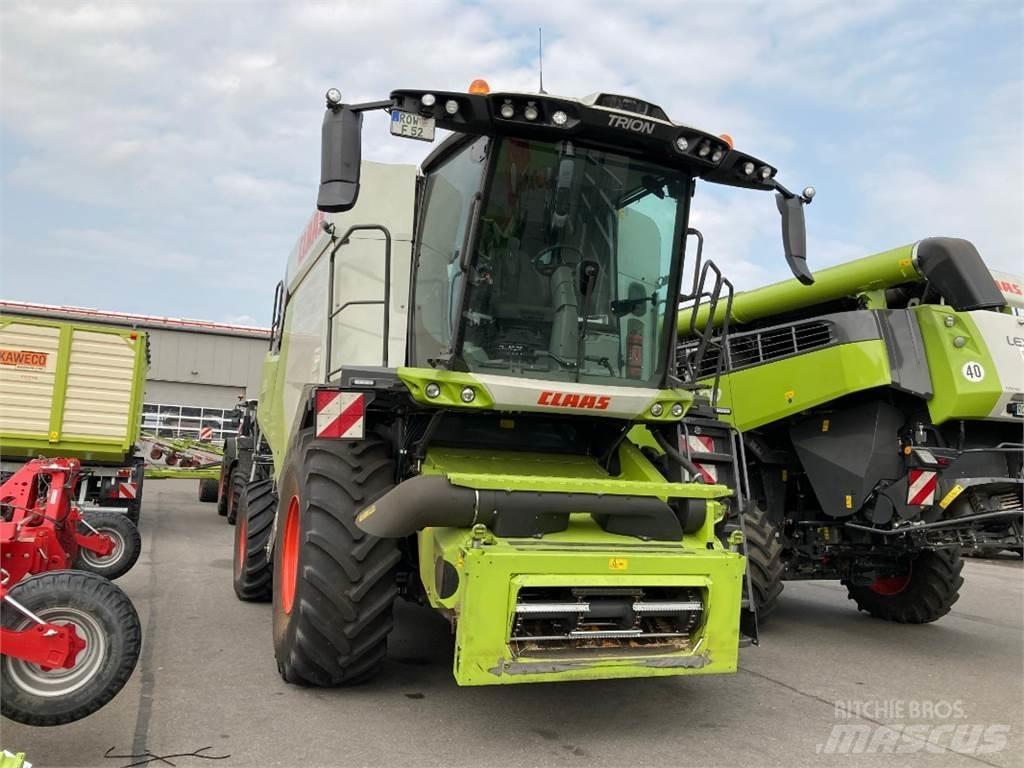 CLAAS Trion 520 Mejetærskere