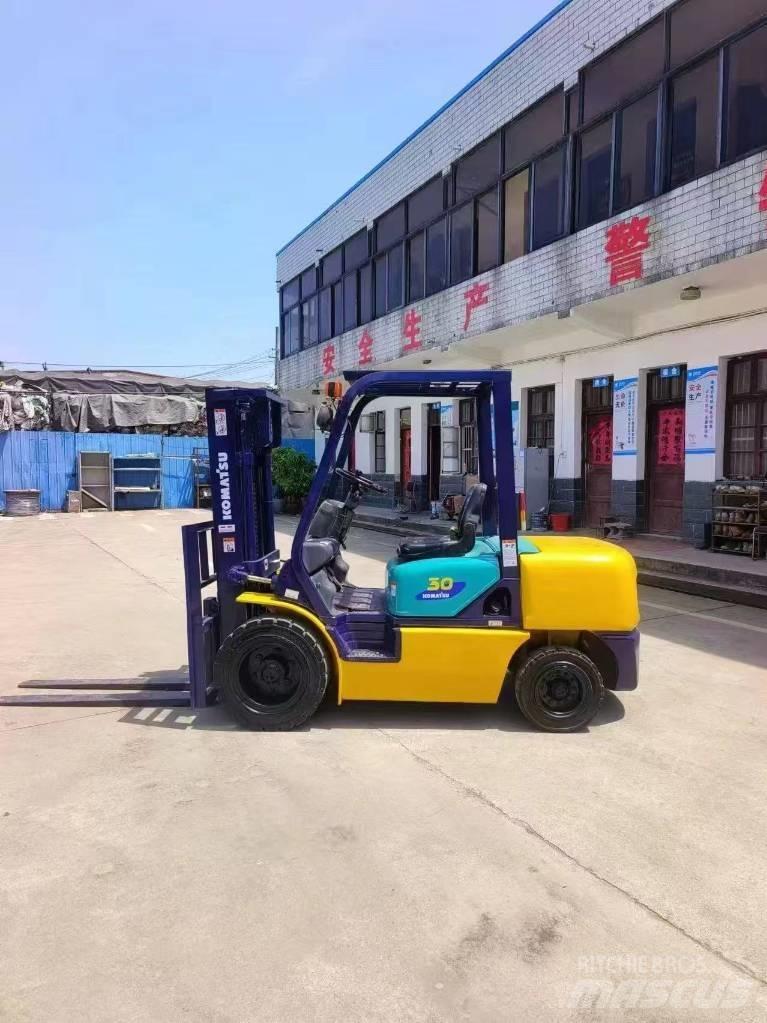 Komatsu FD 30 Diesel gaffeltrucks