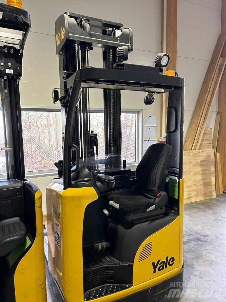 Yale MR14 Reachtruck