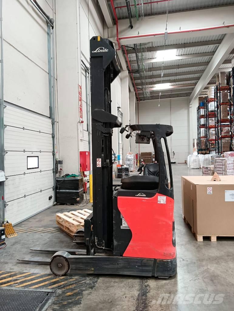 Linde R 16 Reachtruck