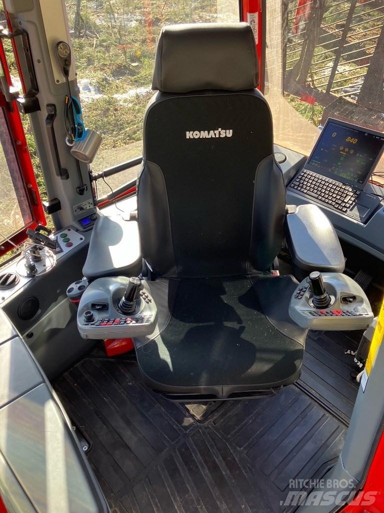 Komatsu 895 Udkørselsmaskiner