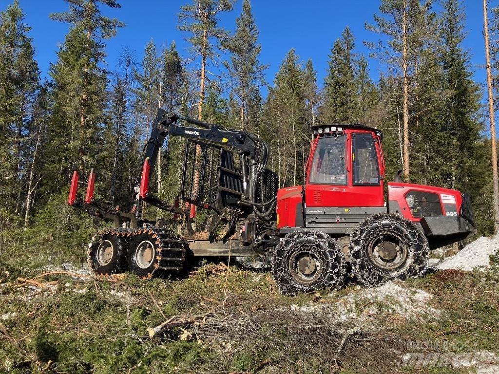 Komatsu 895 Udkørselsmaskiner
