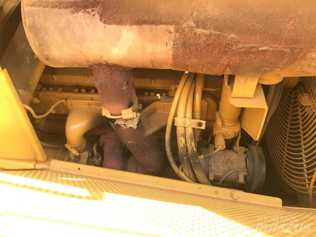 CAT D 6 G Bulldozer på larvebånd