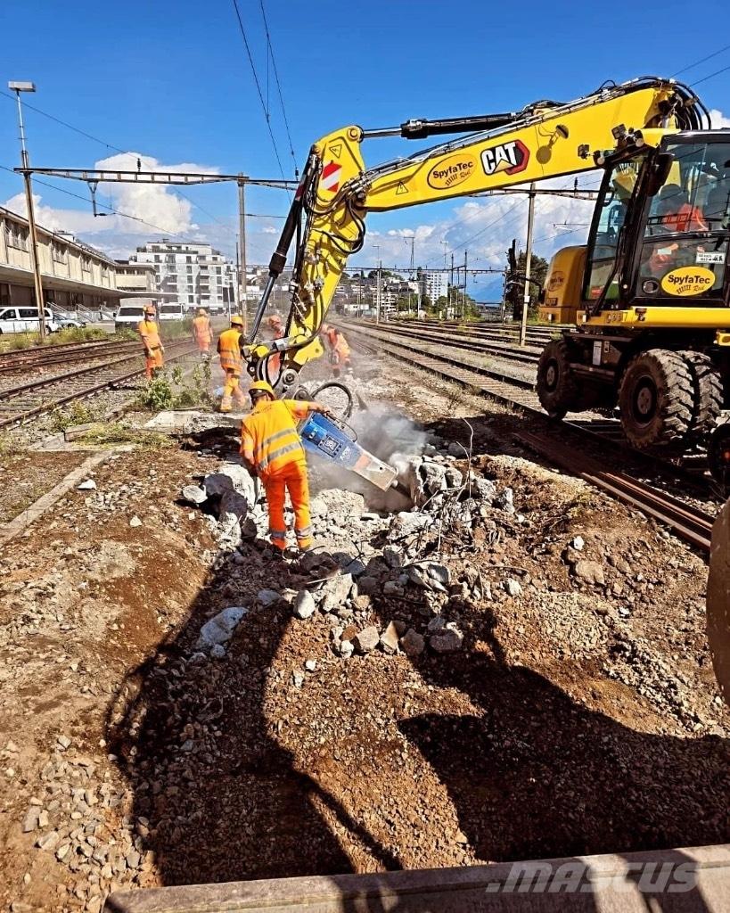 CAT 323 Rail Special gravemaskiner