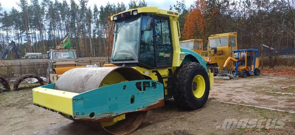 Ammann ASC 110 D Enkelt tromle