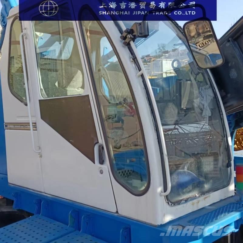 Hitachi SCX2500 Kraner på larvebånd