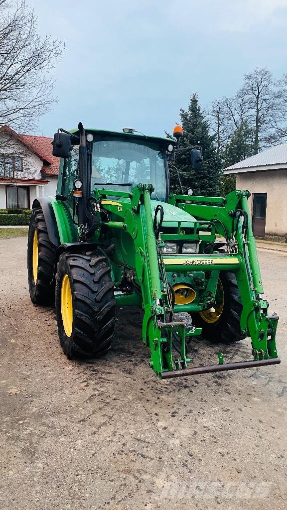 John Deere 5820 Traktorer
