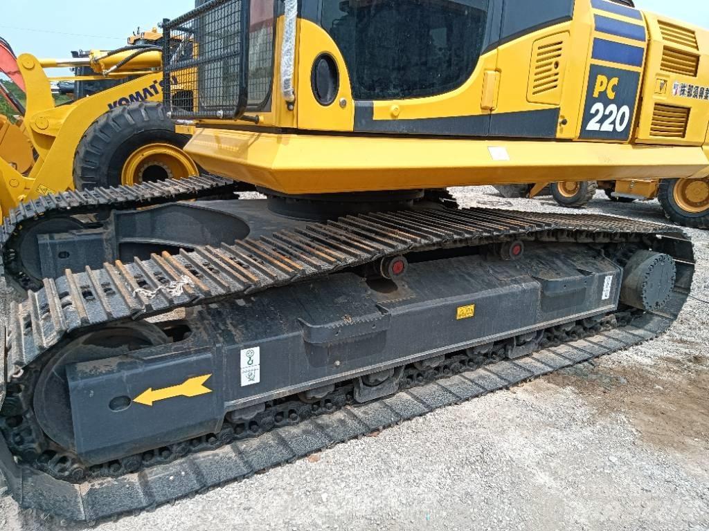 Komatsu PC 220-8 Gravemaskiner på larvebånd