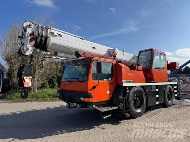Liebherr LTM 1030-2 Kraner til alt terræn