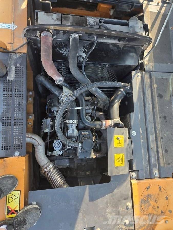 CASE WX 148 Gravemaskiner på hjul