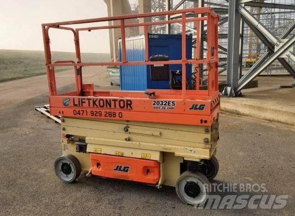 JLG 2032 ES Saxlifte