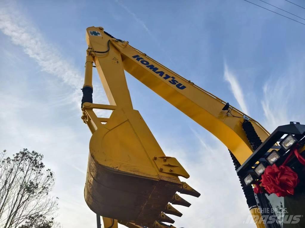 Komatsu PC240-8 Midi-gravemaskiner 7t - 12t