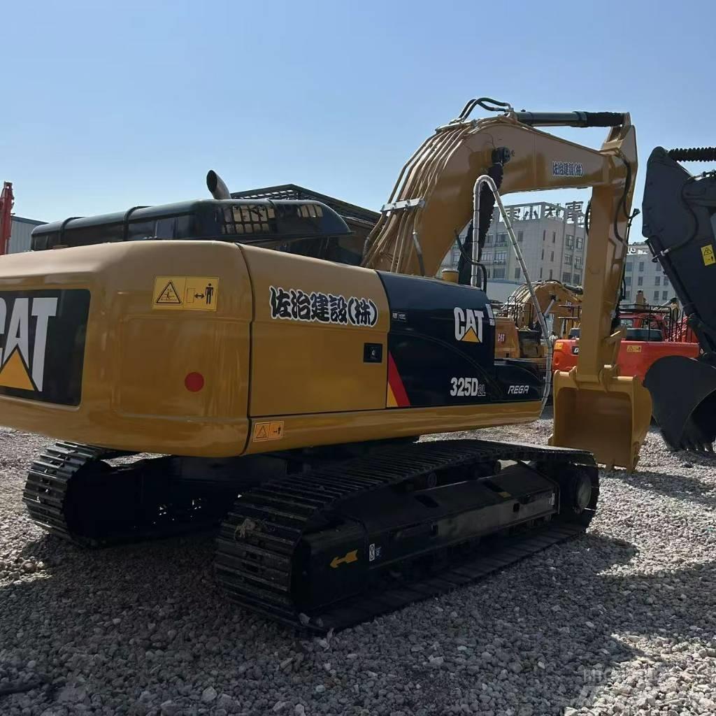 CAT 325D2L Gravemaskiner på larvebånd