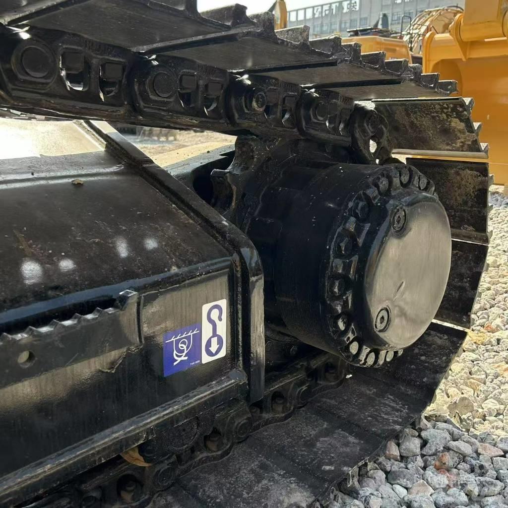 CAT 325D2L Gravemaskiner på larvebånd
