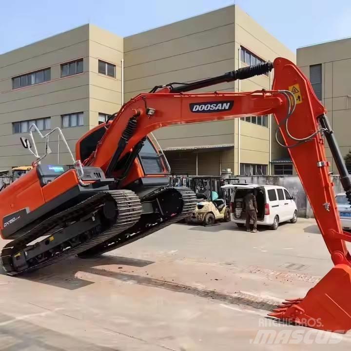 Doosan DX150 Gravemaskiner på larvebånd