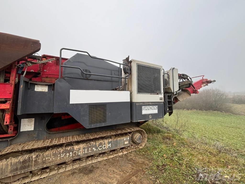 Sandvik QJ 241 Mobile knusere
