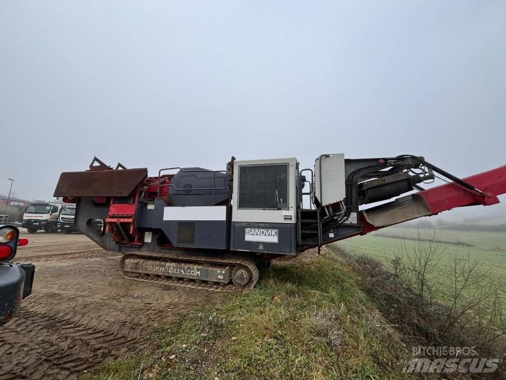 Sandvik QJ 241 Mobile knusere
