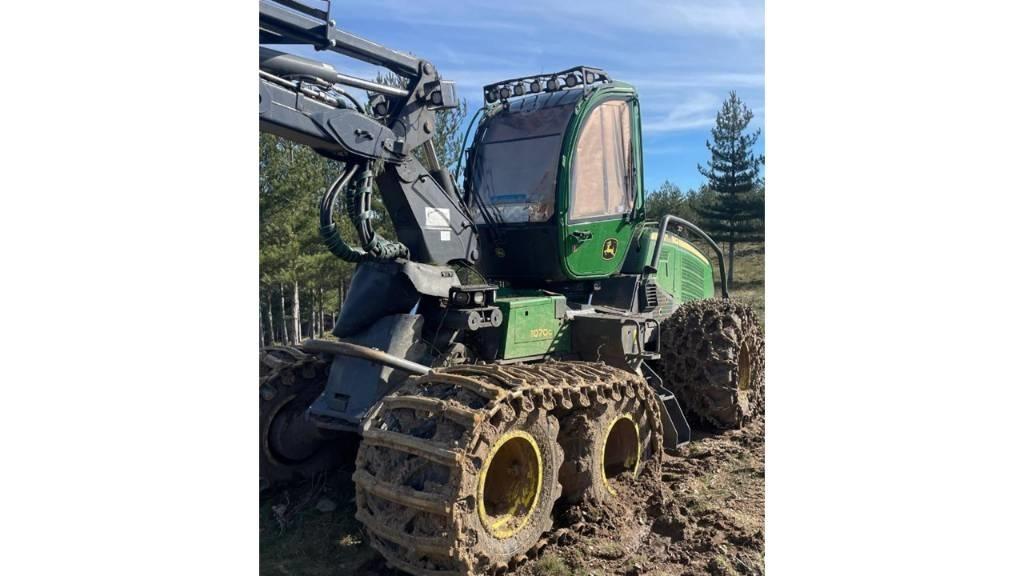 John Deere 1070 G Skovningsmaskiner