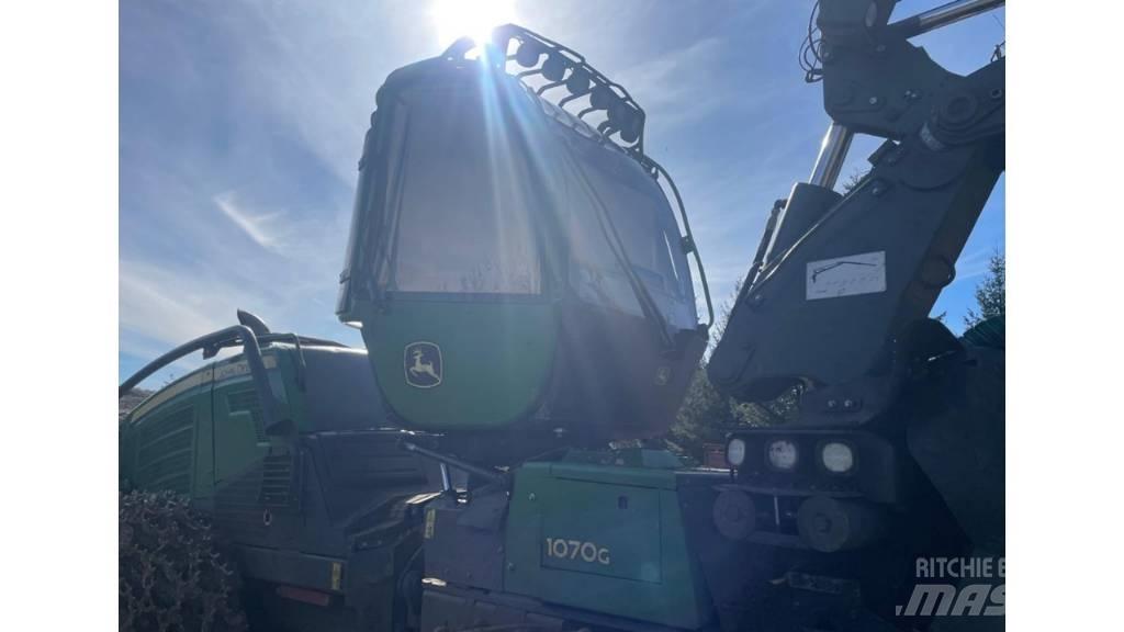 John Deere 1070 G Skovningsmaskiner