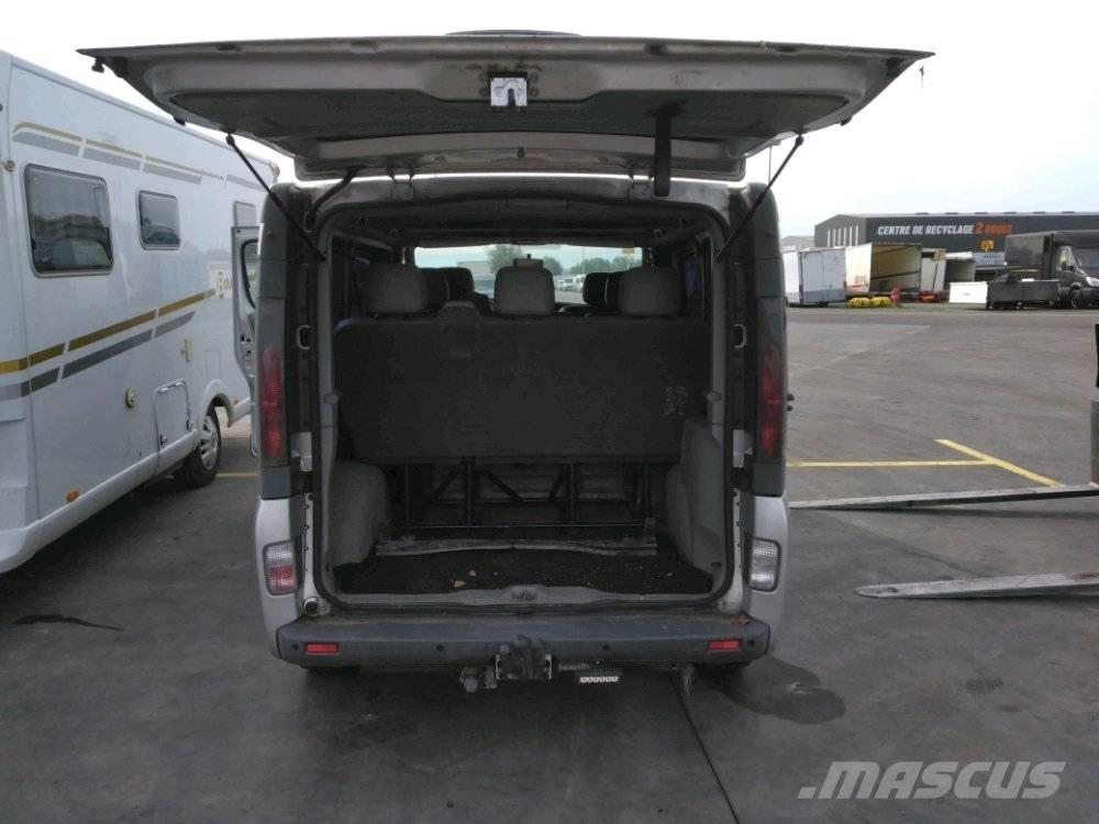 Opel Vivaro 1 Minibusser