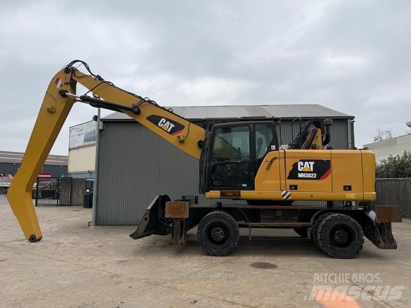 CAT MH 3022 Materialehåndteringsmaskiner