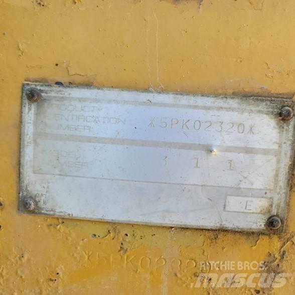CAT 311 Gravemaskiner på larvebånd
