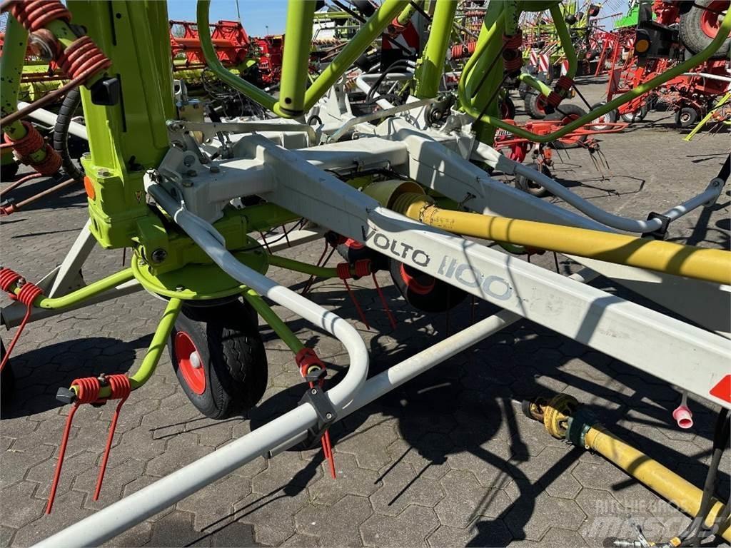 CLAAS Volto 1100 T River og høvendere