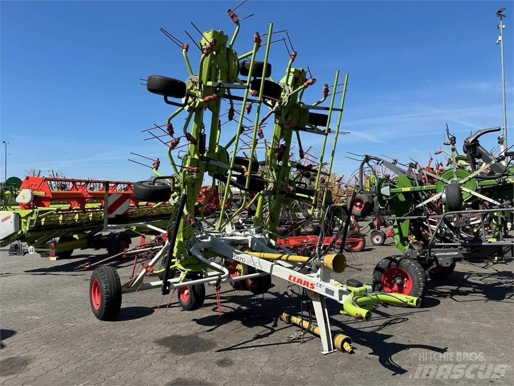CLAAS Volto 1100 T River og høvendere