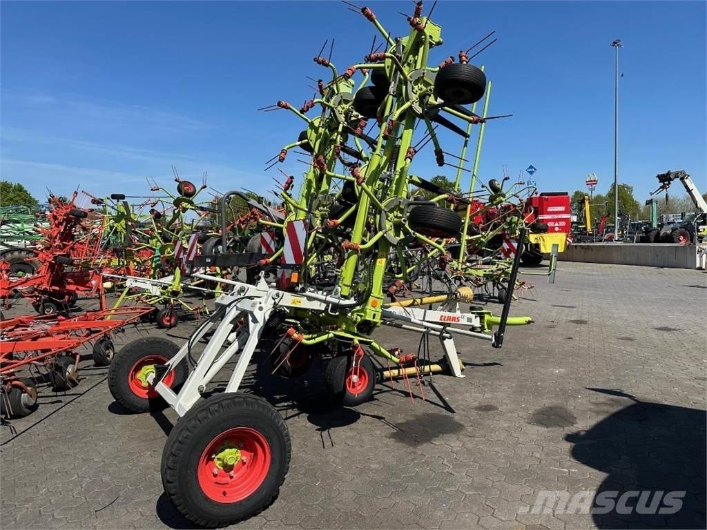 CLAAS Volto 1100 T River og høvendere
